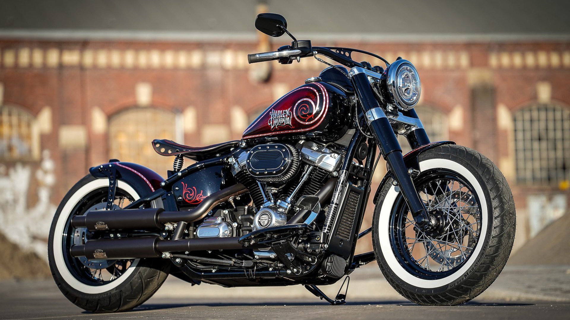 乔治连续抢断带动快船反击得分，乔治四年1.9亿美元续约快船